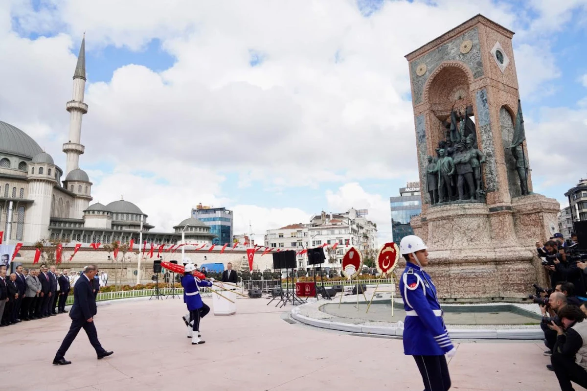 İBB BAŞKANVEKİLİ NURİ ASLAN; iSTANBUL'UN MUHAFIZLIĞINI YAPMAKTAN, BU AZİZ ŞEHRE HİZMET ETMEKTEN ONUR DUYUYORUZ