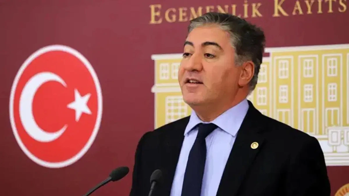 İktidar yangınla mücadeleyi değil makam uçağını, lüks araçları tercih etti!