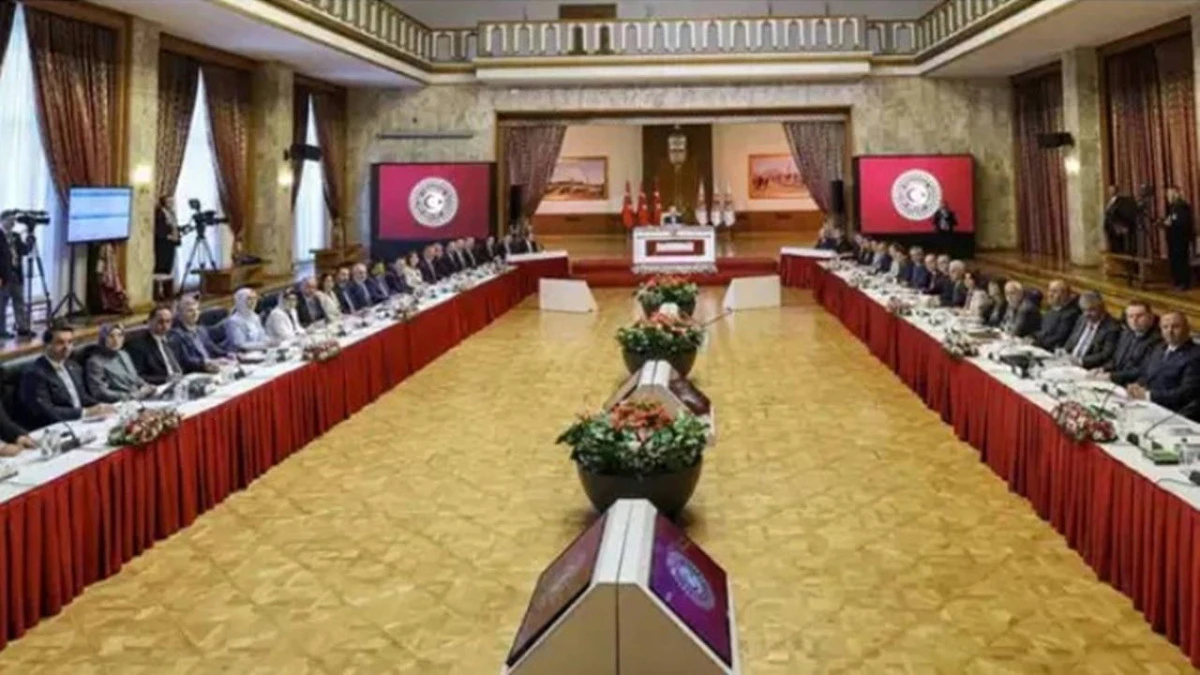 Kavga çıktı: DEM Partililer toplantıdan ayrıldı!