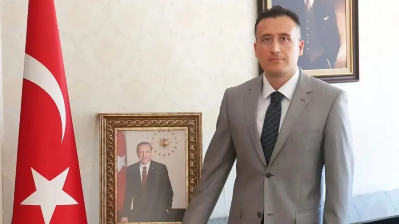 Kaymakam Elig&uuml;l'&uuml;n paylaşımına CHP'den sert tepki