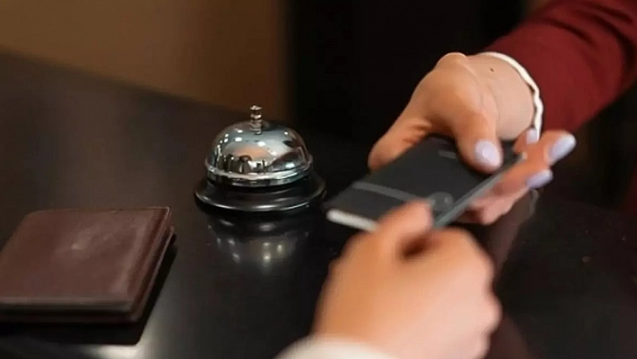 Kimlik Fotokopisi Dönemi Resmen Sona Erdi: Konaklama Tesislerine Kritik Yasak