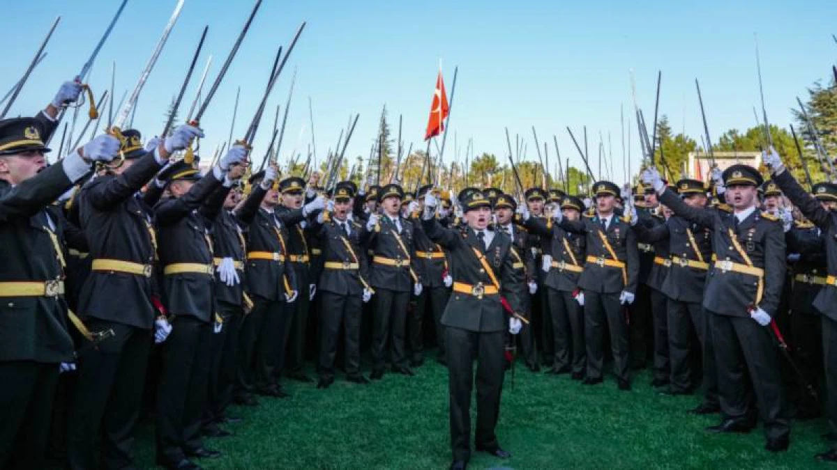 Mahkemeden Teğmen Deniz Demirtaş i&ccedil;in karar: TSK'dan ihracı iptal edildi