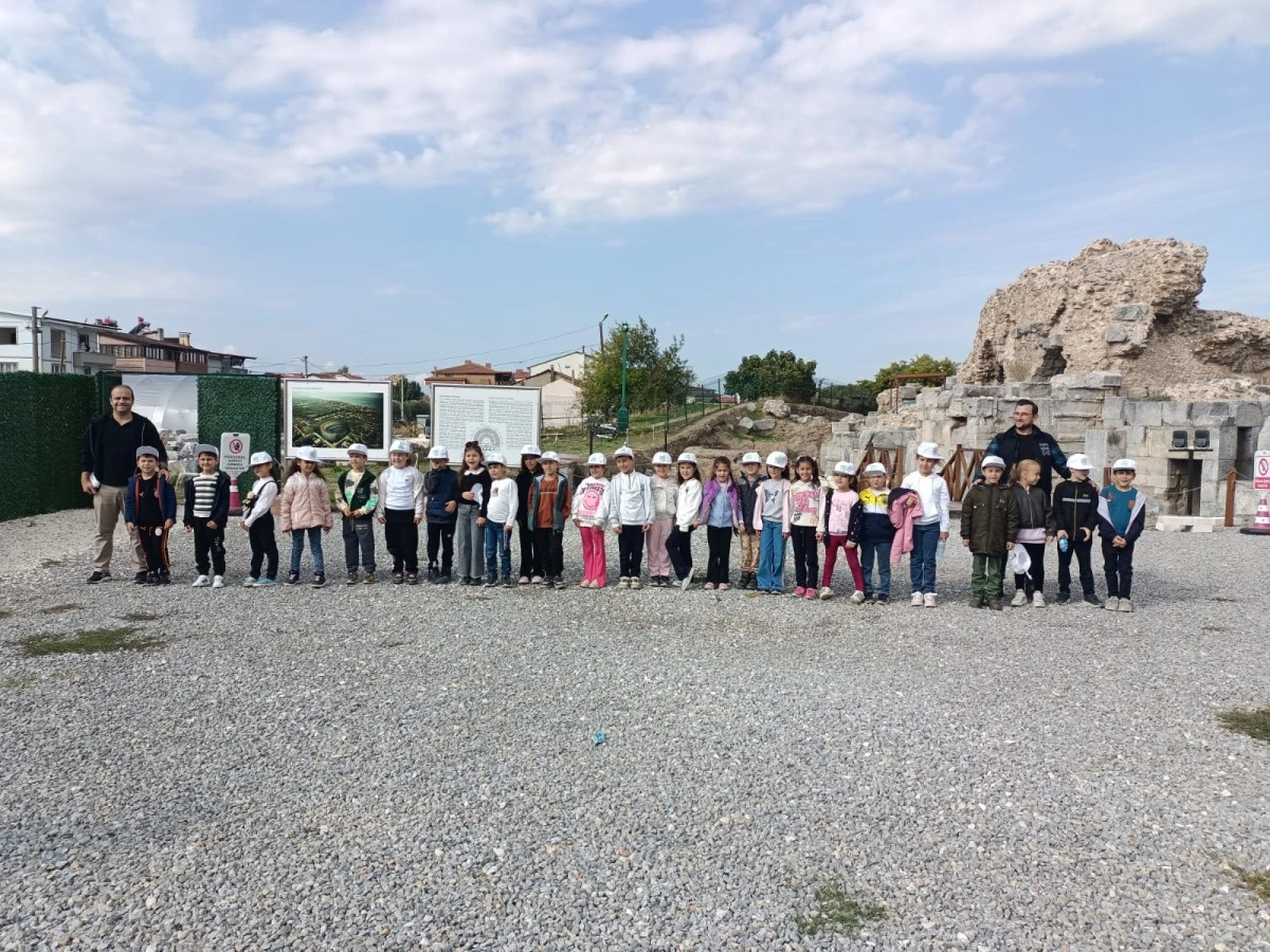 Minik kâşiflerden İznik’tin eşsiz tarihine yolculuk