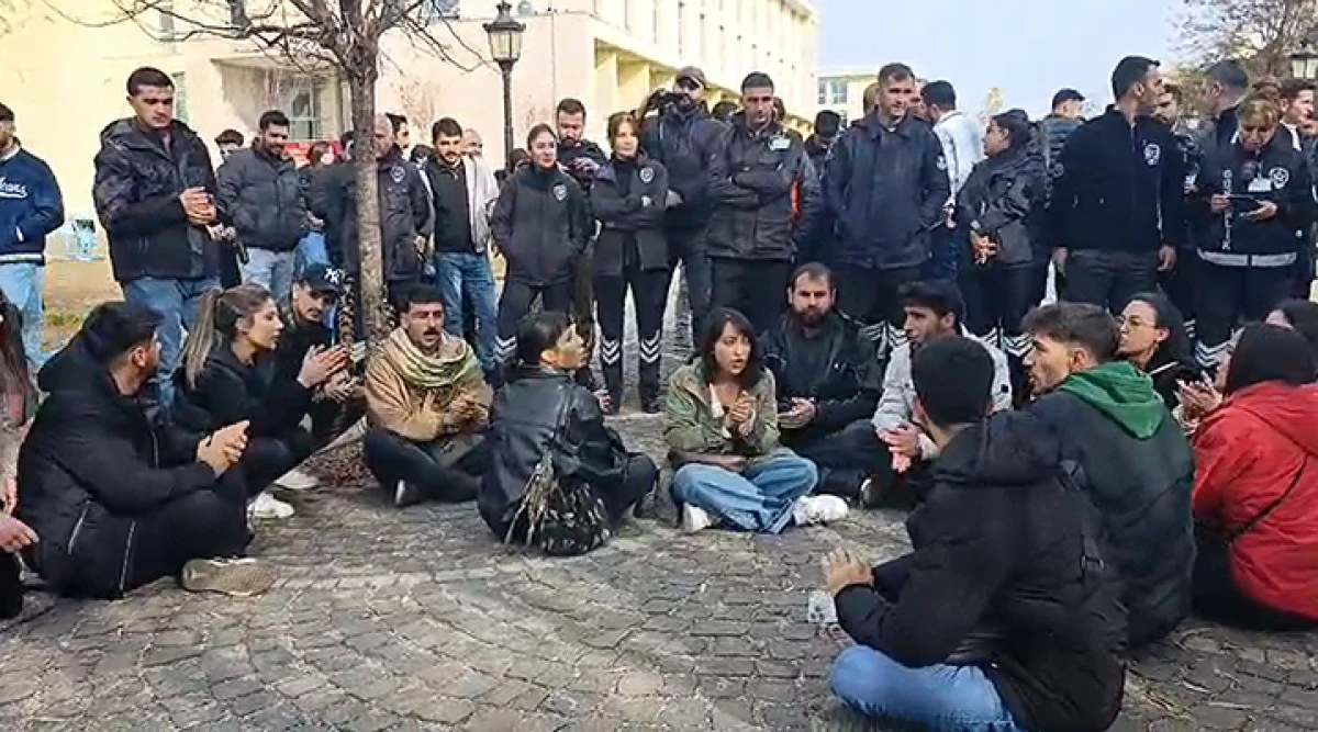 Munzur Üniversitesi Öğrencilerinden Valilik ve Adliye’nin Kampüse Taşınmasına Tepki