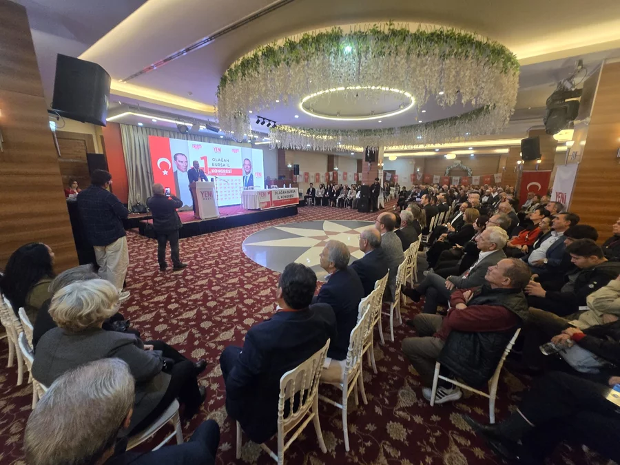 Nihat Yeşiltaş'tan Değişim Vurgusu: Bursa'da Yeni Siyaset D&ouml;nemi