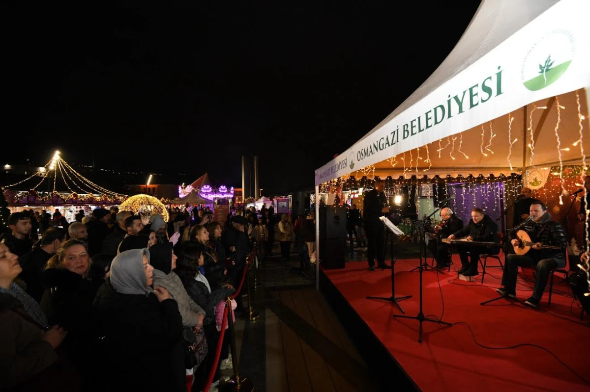 Osmangazi Meydanı Nağmelerle Isındı
