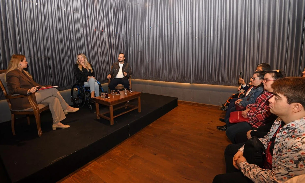 Osmangazi'de ‘Asla Pes Etmeyenler’ Yüreklere Dokundu