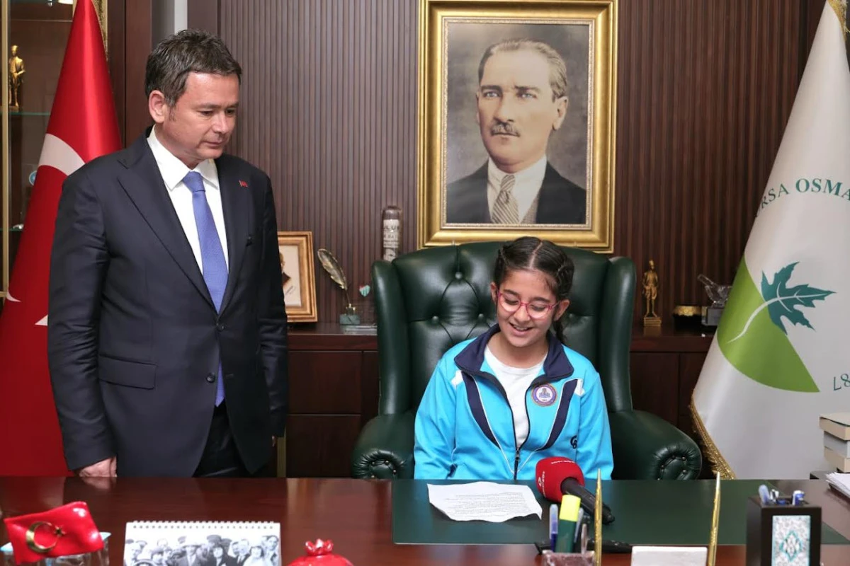 Osmangazi&rsquo;de Başkanlık Koltuğu &Ccedil;ocuklara Emanet