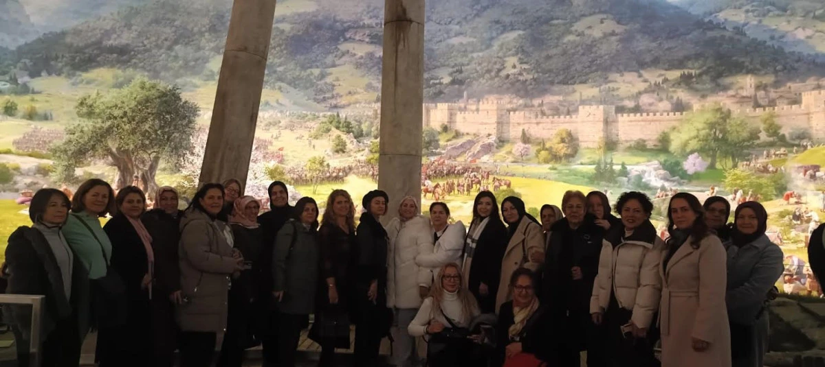Osmangazili Kadınlar K&uuml;lt&uuml;r Turlarıyla Moral Depoluyor