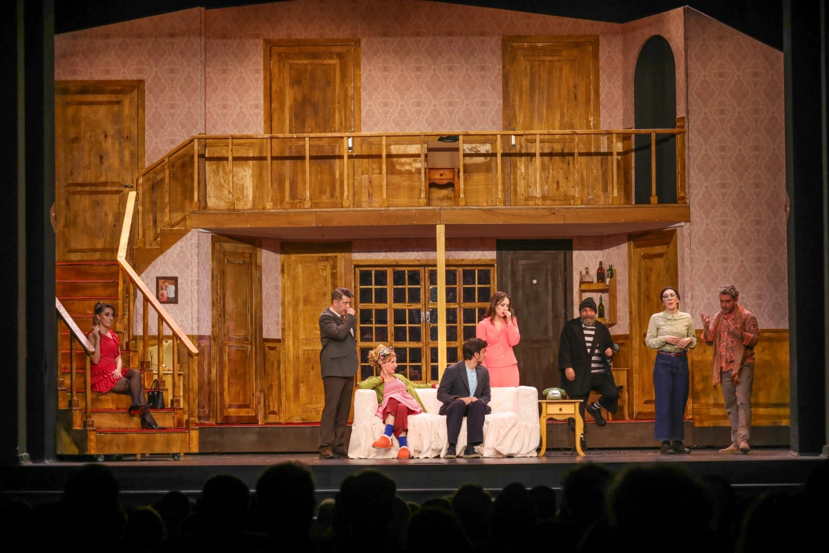 &lsquo;Oyunun Oyunu&rsquo; seyirciyle buluştu