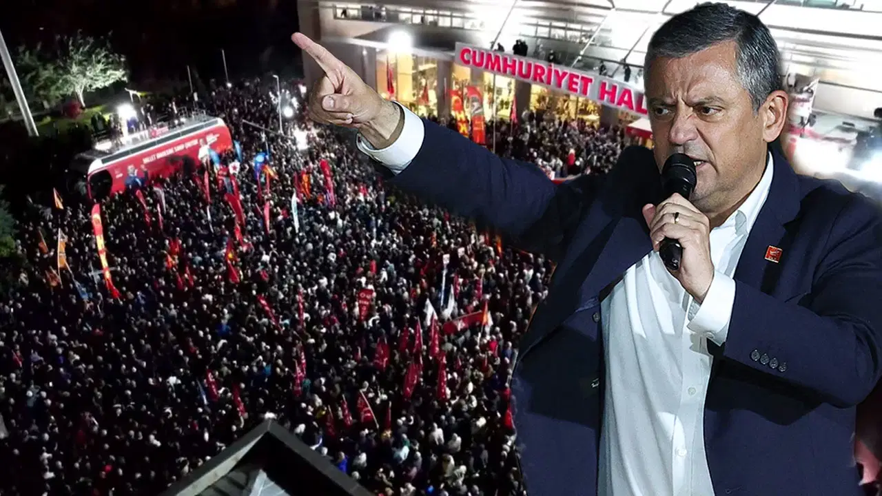 &Ouml;zg&uuml;r &Ouml;zel, CHP Genel Merkezi'nde kalabalığa sesleniyor