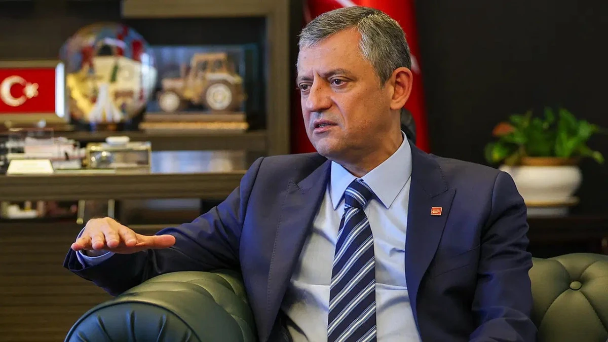 Özgür Özel': 'Erdoğan, kendine çıkış yolu arıyor'