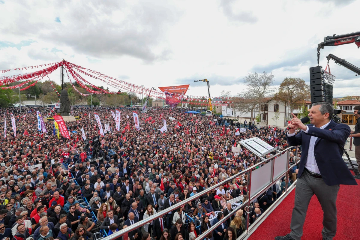 Özgür Özel, İmamoğlu'nun sözlerini paylaştı: Erdoğan kendini ihbar ediyor