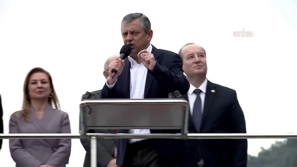 &Ouml;zg&uuml;r &Ouml;zel Karab&uuml;k&rsquo;ten seslendi: Vergi tavana, refah tabana yayılacak