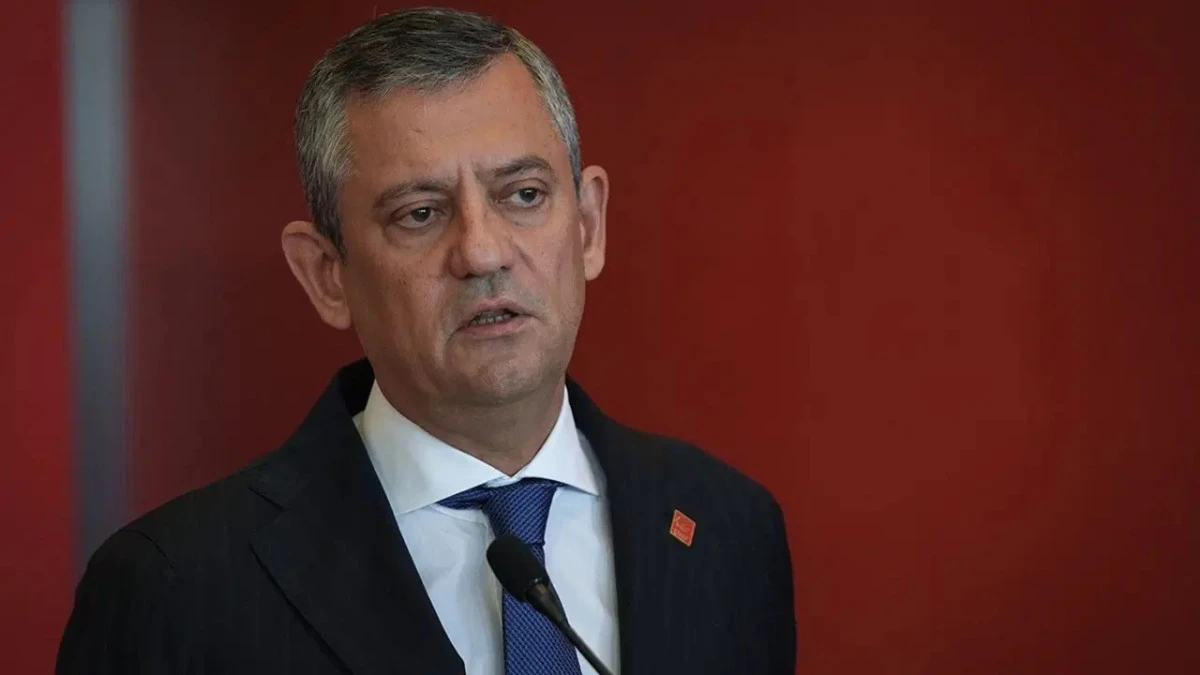 Özgür Özel: 'Yaşadığımız kriz milletin yanında olmayan devletsizlik krizidir'
