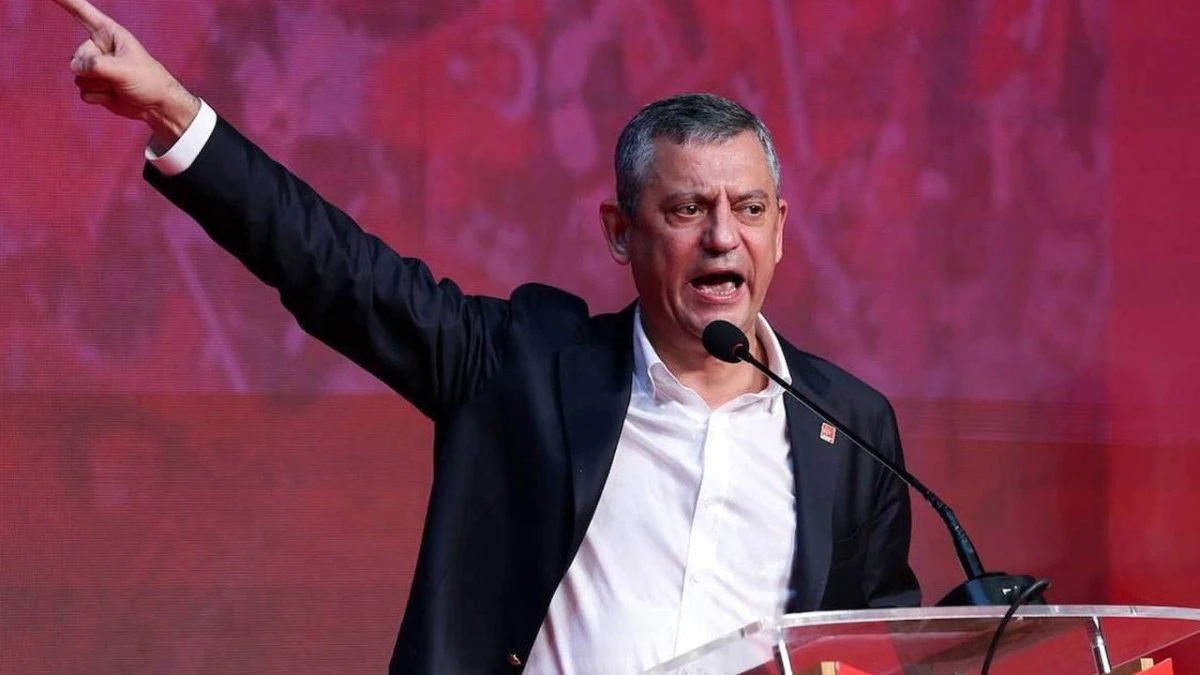 Özgür Özel'den iddianameye ilk tepki: 'Perişanlık belgesi' dedi, tahliye çağrısı yaptı