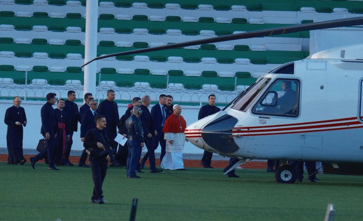 Papa 14. Leo'nun İznik Ziyareti Sona Erdi: Ayin ve Protesto Arasında Yoğun 1,5 Saat