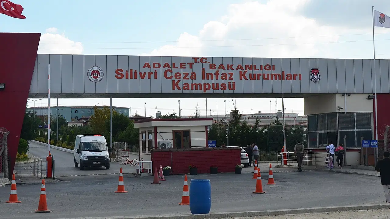 Silivri'ye İBB davası öncesi inşaat başladı