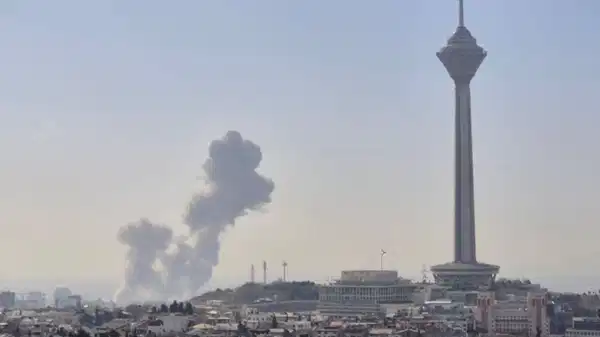 Tahran'da patlamalar... İsrail İran'a saldırı başlattığını duyurdu!