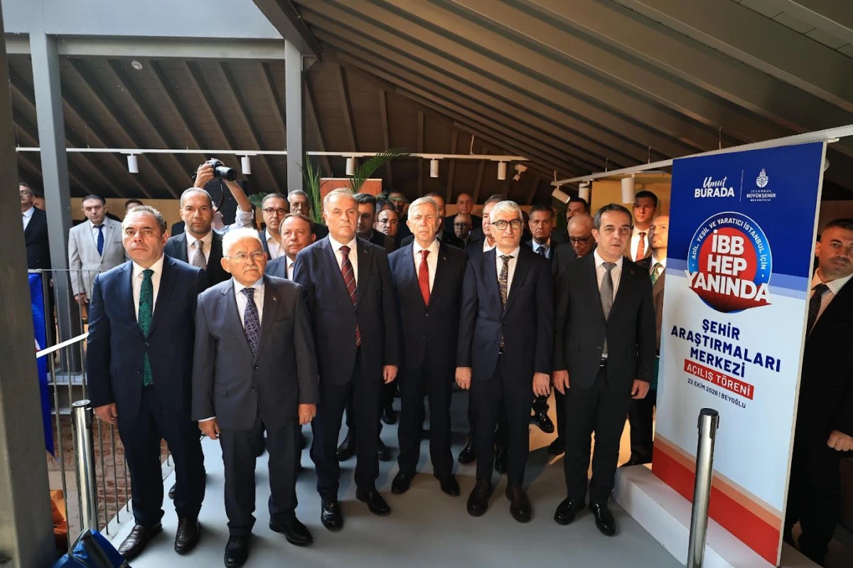 TARİHİ KUYUMCU HAN İSTANBUL&rsquo;A KAZANDIRILDI