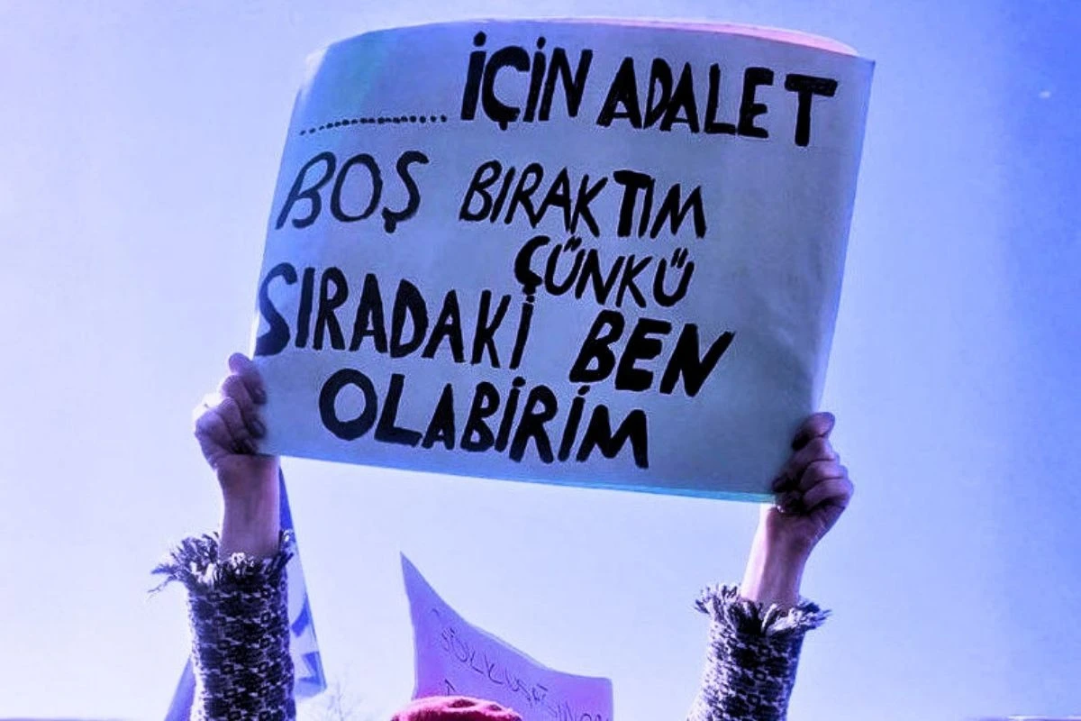 Temmuz ayında 25 kadın erkekler tarafından &ouml;ld&uuml;r&uuml;ld&uuml;, 17 kadın ş&uuml;pheli şekilde yaşamını yitirdi
