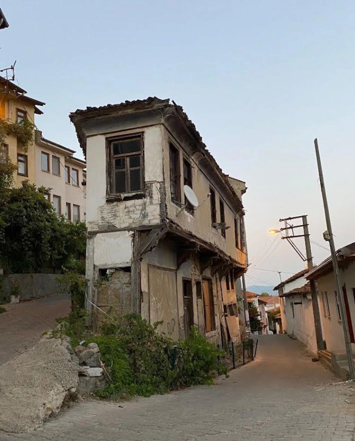 TİRİLYE TABUT EV İLE İLGİLİ BASIN AÇIKLAMASI