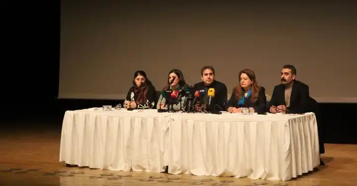 Umut ve &Ouml;zg&uuml;rl&uuml;k mitingi 25 Ocak&rsquo;ta yapılacak