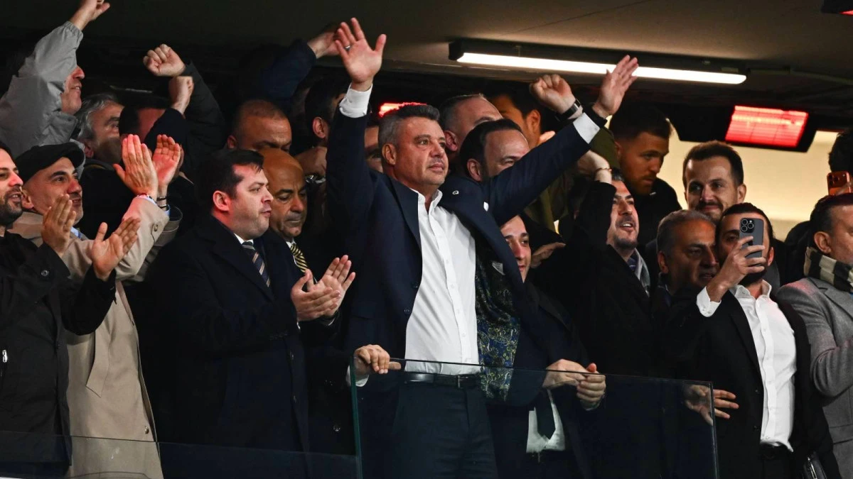 Uyuşturucu soruşturmasında ifade veren Fenerbah&ccedil;e Başkanı Sadettin Saran, yurt dışına &ccedil;ıkış yasağı ile serbest