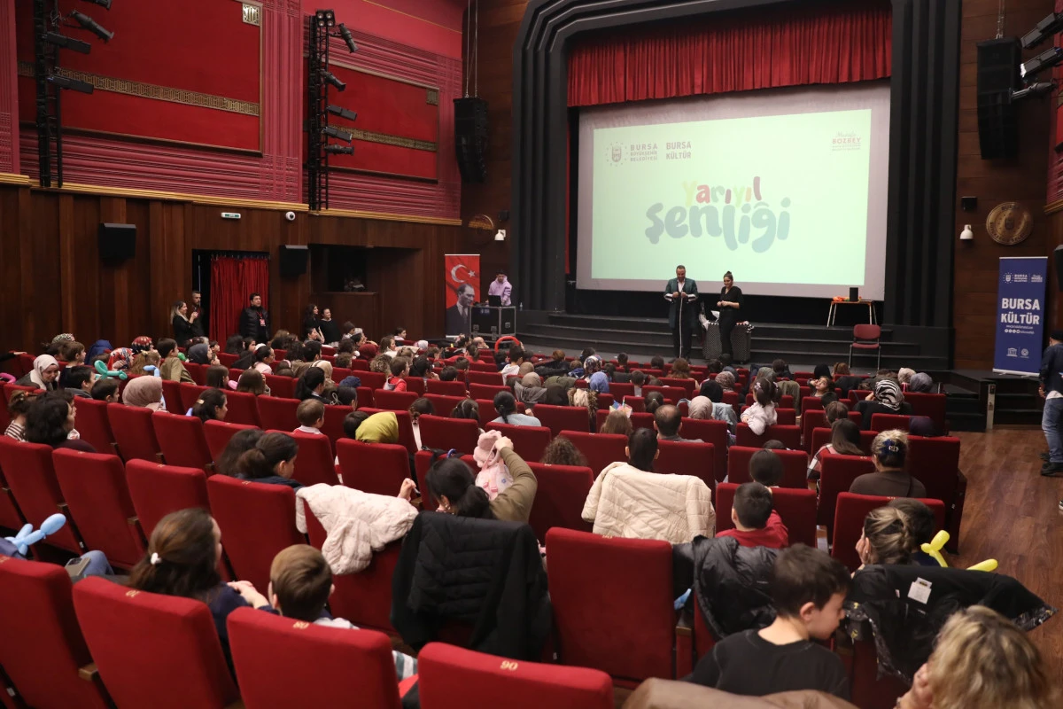 Yarıyıl Şenliği'ne renkli final