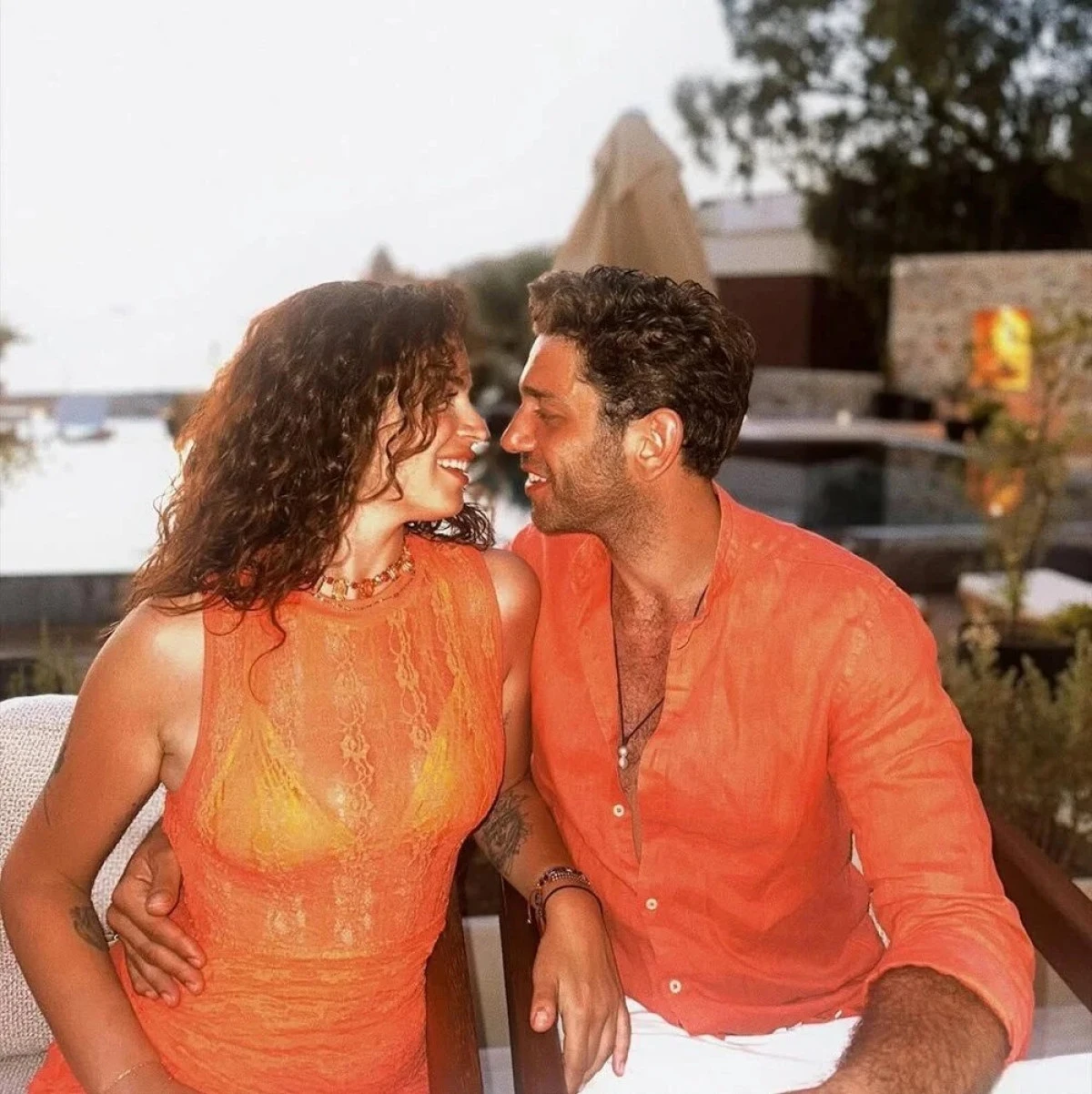  Yaz Meyvesi Tadında Aşk: Aslı Bekiroğlu & Uğurcan Günay