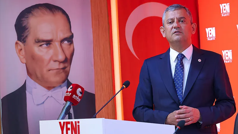 Yeni Parti Genel Merkezi'nde ilk PM toplantısı yapıldı; &Ouml;zel: İlk se&ccedil;imde iktidar olmazsak kurultaya gidip g&ouml;revimi devredeceğim