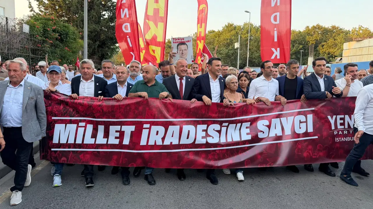 YENİ Parti'den 'Millet İradesine Saygı Y&uuml;r&uuml;y&uuml;ş&uuml;': Helal oy verenlerin oyunu harama &ccedil;evirdin ya, yazıklar olsun!