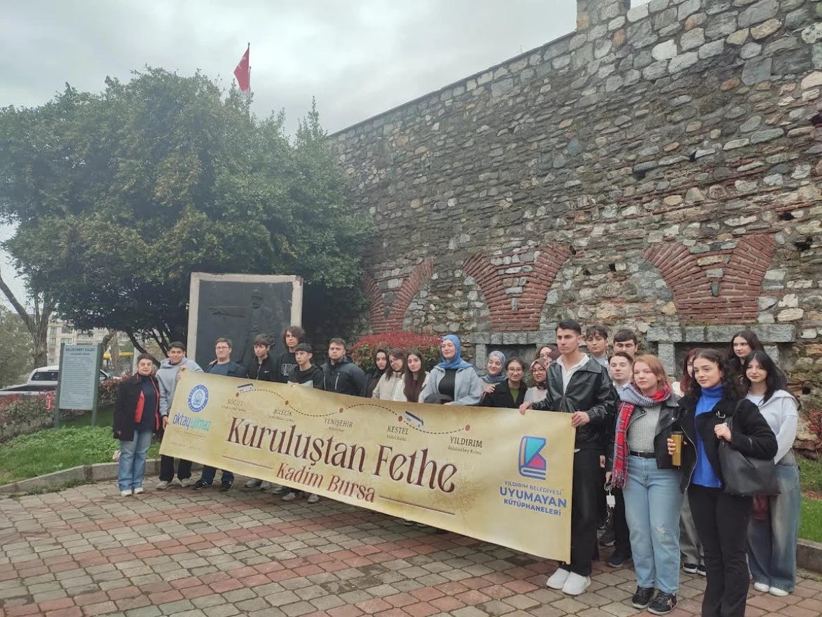YILDIRIM BELEDİYESİ, BURSA&rsquo;NIN FETHİNİN 700. YILINDA GEN&Ccedil;LERİ S&Ouml;Ğ&Uuml;T&rsquo;TEN BURSA&rsquo;YA TARİHİ BİR YOLCULUĞA &Ccedil;IKARIYOR.
